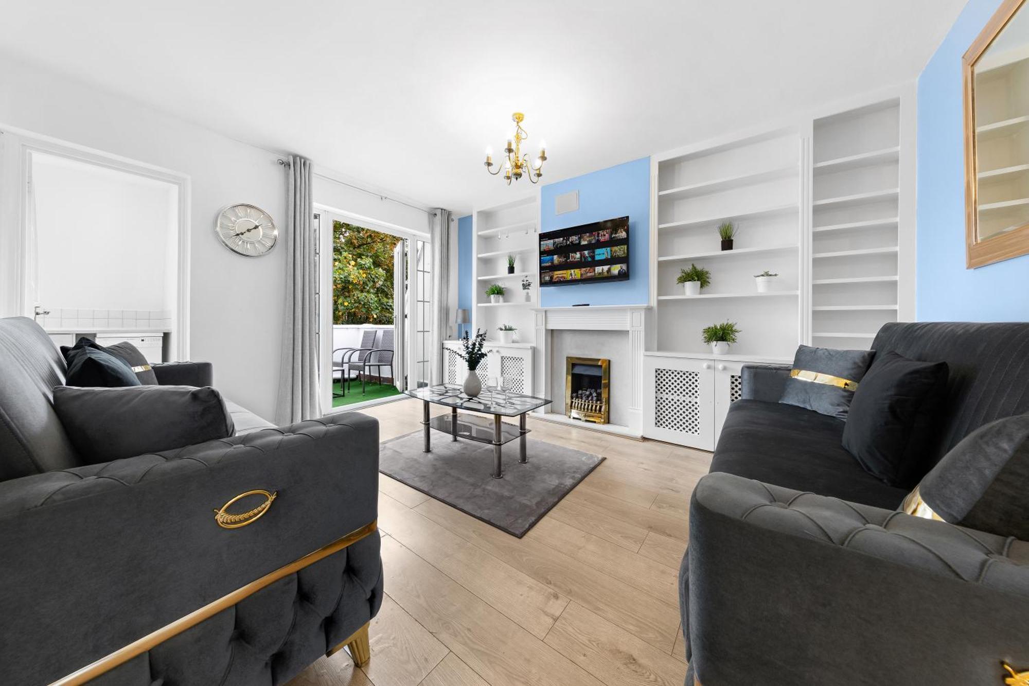 Newly Renovated Kensington 2 Bedroom Apartment With Balcony Near Harrods Sleeps 6, 2 Min Walk From Station Londres Exterior foto