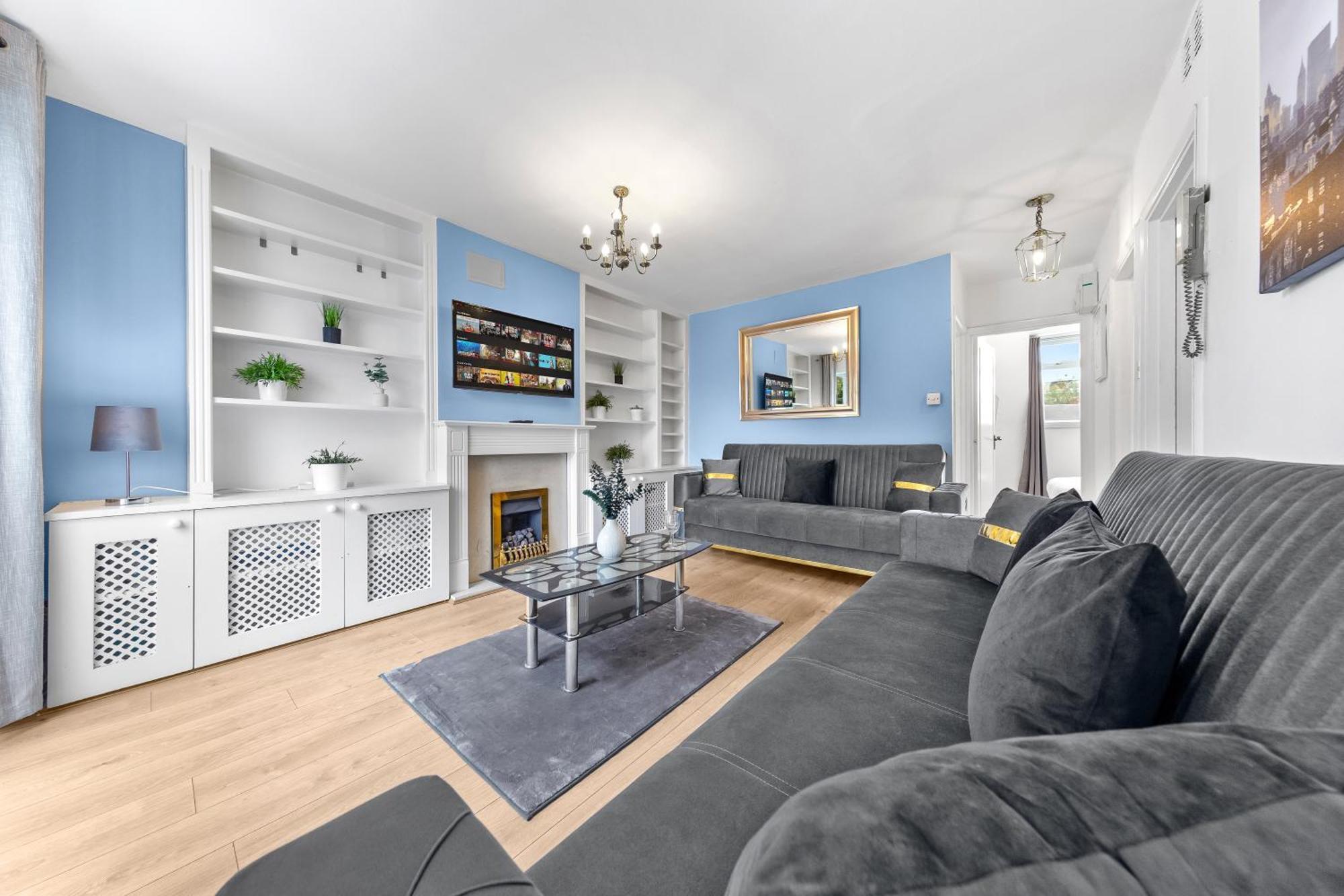 Newly Renovated Kensington 2 Bedroom Apartment With Balcony Near Harrods Sleeps 6, 2 Min Walk From Station Londres Exterior foto