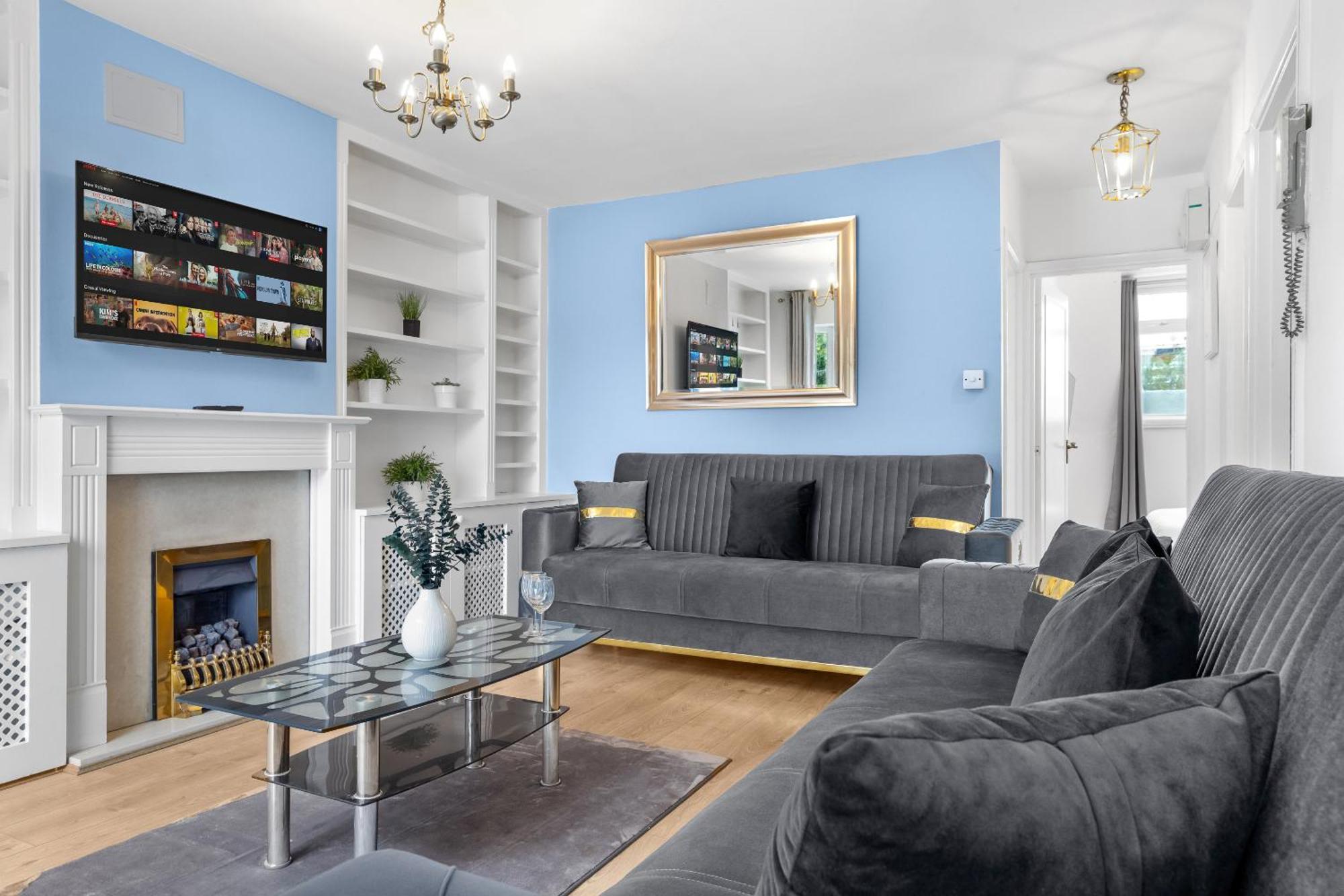 Newly Renovated Kensington 2 Bedroom Apartment With Balcony Near Harrods Sleeps 6, 2 Min Walk From Station Londres Exterior foto