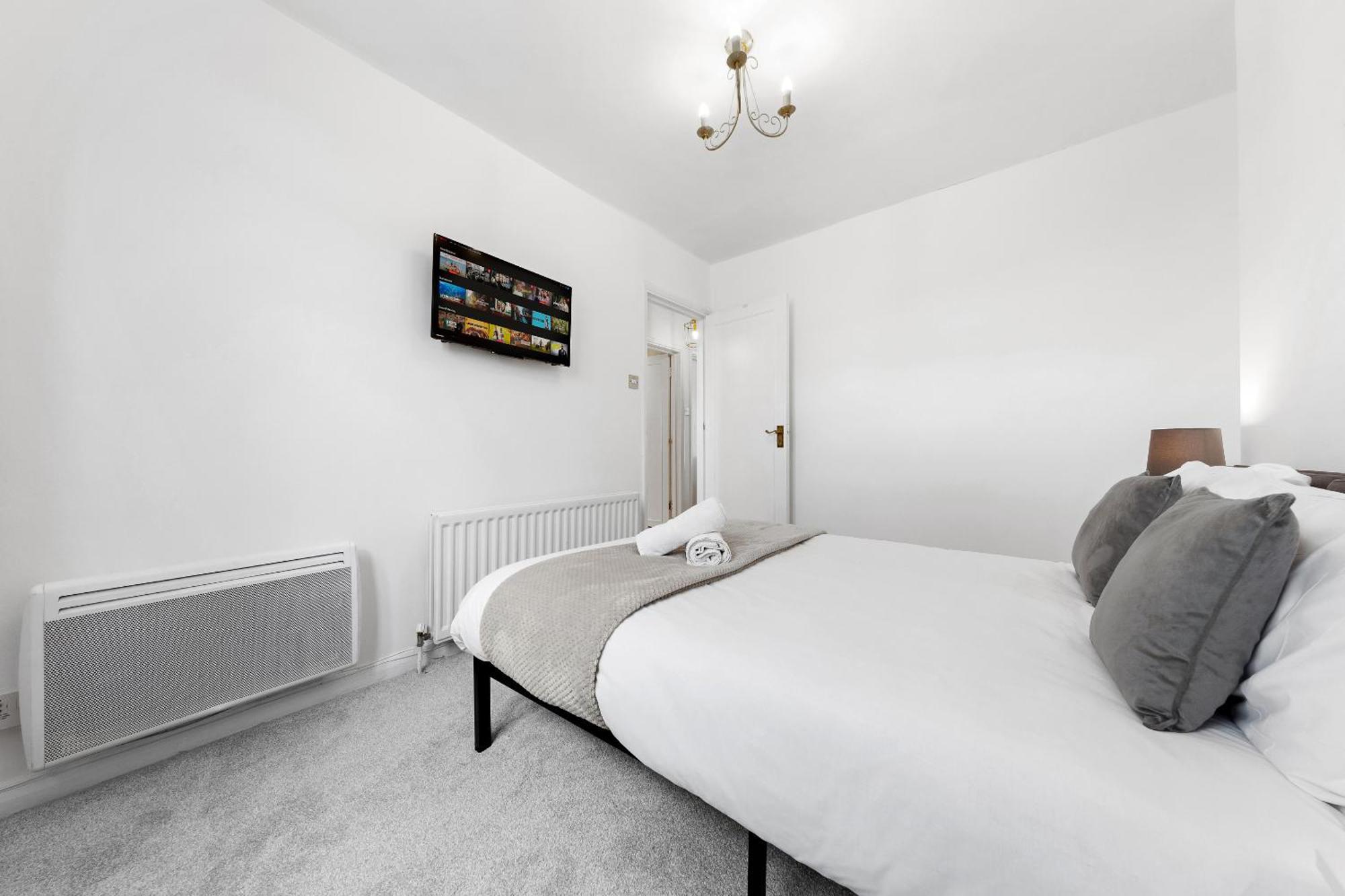 Newly Renovated Kensington 2 Bedroom Apartment With Balcony Near Harrods Sleeps 6, 2 Min Walk From Station Londres Exterior foto