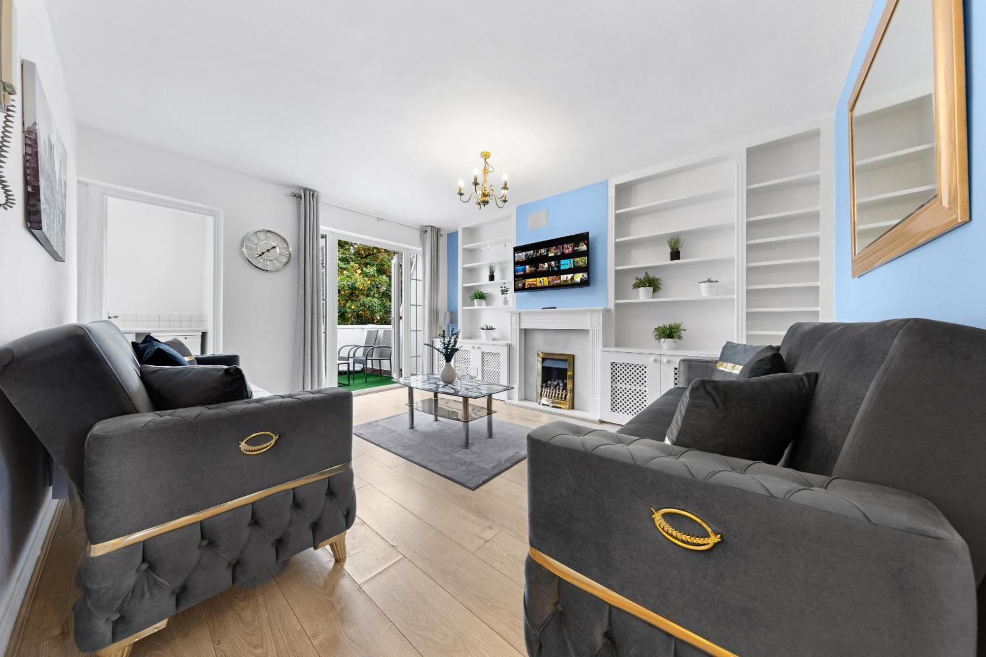 Newly Renovated Kensington 2 Bedroom Apartment With Balcony Near Harrods Sleeps 6, 2 Min Walk From Station Londres Exterior foto